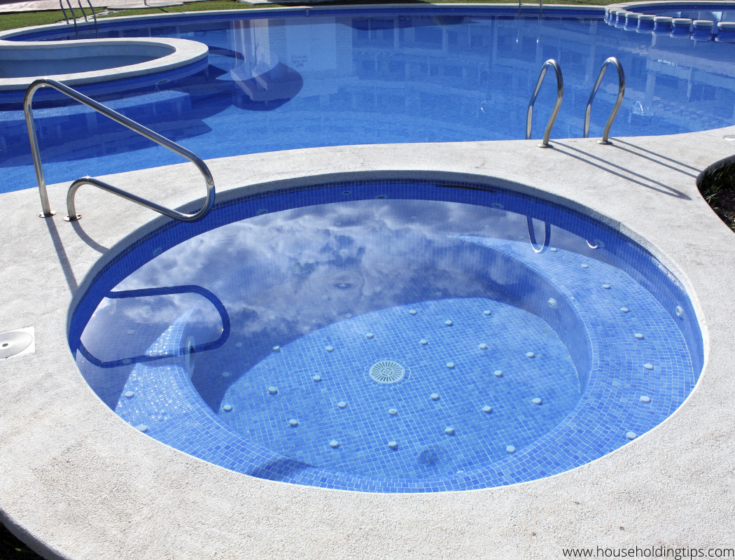 Round Shape Designs of Pool